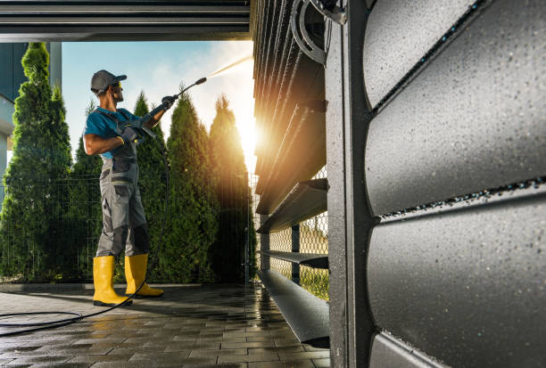 Why Choose Our Certified Pressure Washing Experts for Your Project Needs in Edgemont Park, MI?